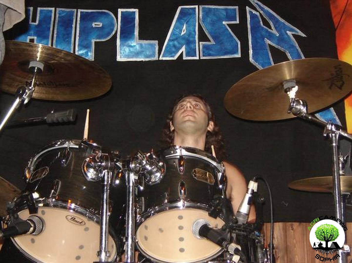 drummer-whiplash.jpg tavola- imbandita.JPG